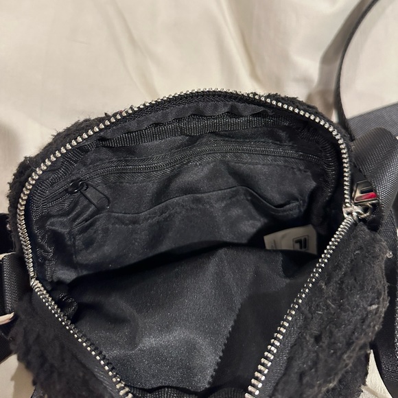 Fila black cross body bag sherpa - Picture 3 of 4